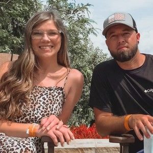 Meet your Posher, Caitlin